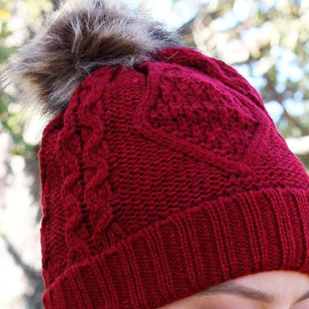 Wtag:: Snowball fight Pom Pom Beanie